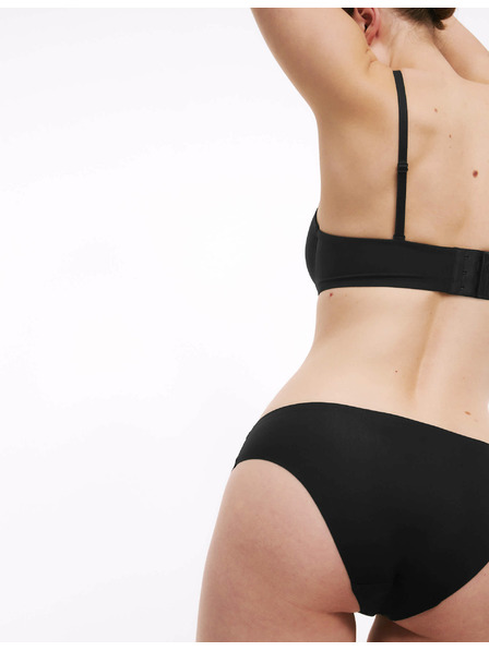 Marks & Spencer Unsichtbare brasilianische Slip ohne sichtbare Säume, 3er-Pack von Marks & Spencer in Schwarz